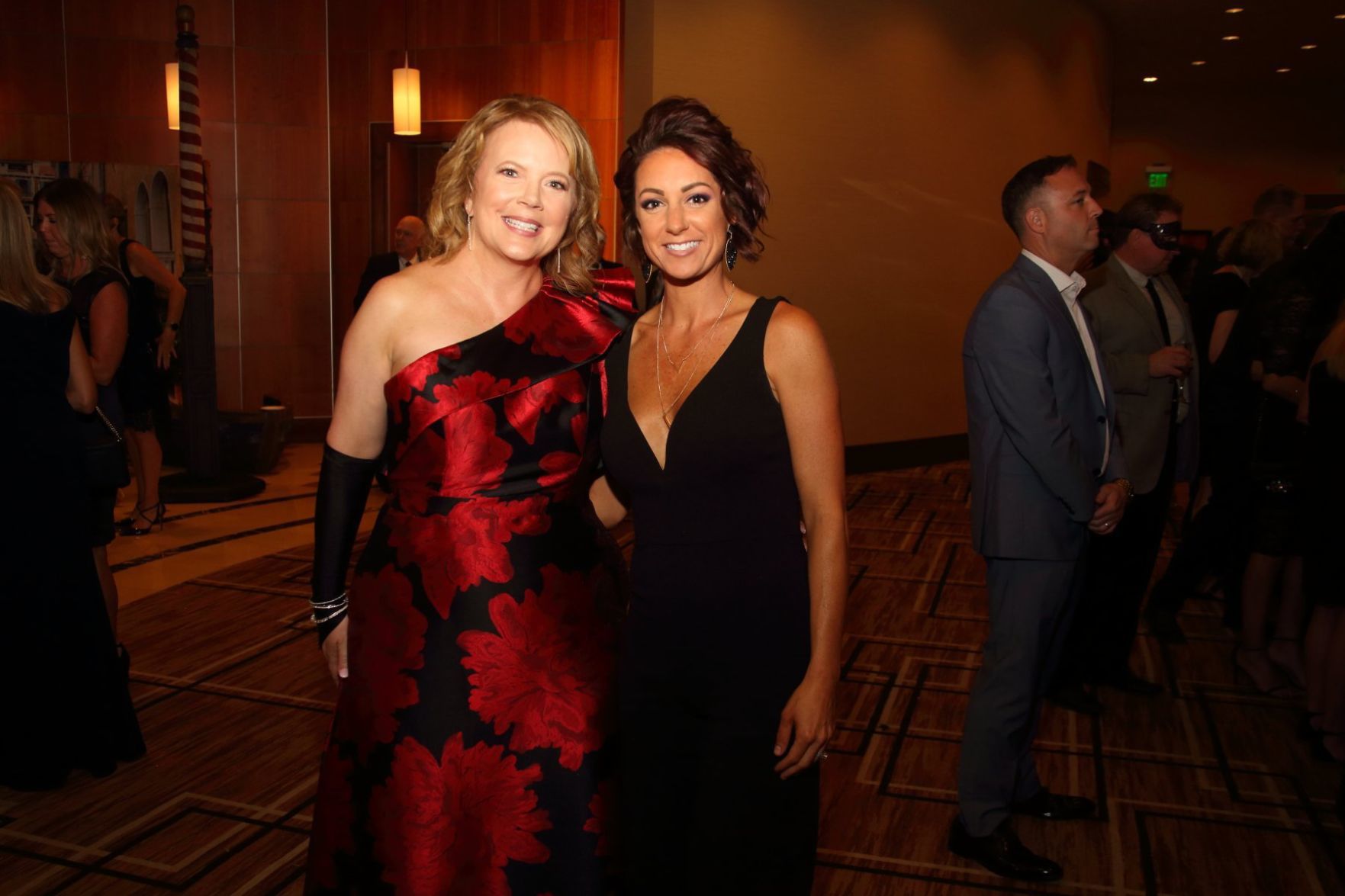 Susan Sams, Elizabeth Seibel